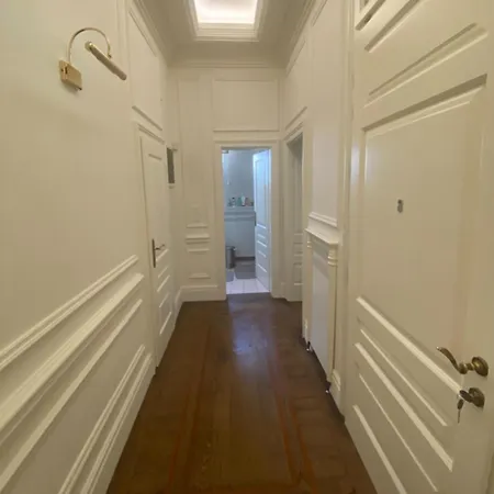 V Dedinje Daire Belgrad